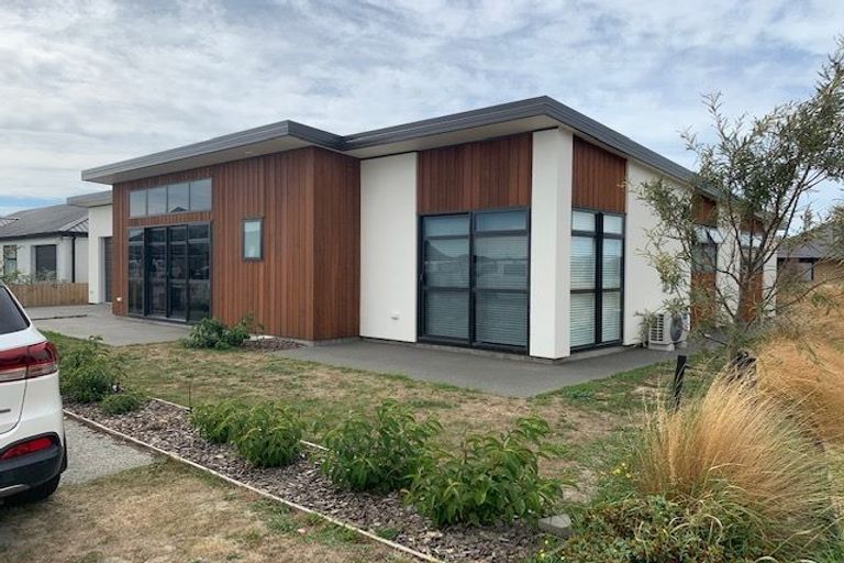 Photo of property in 14 Dow Square, Wigram, Christchurch, 8025