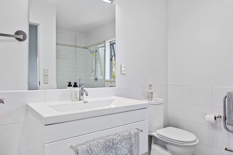 Photo of property in 61a Cashmere Road, Cashmere, Christchurch, 8022