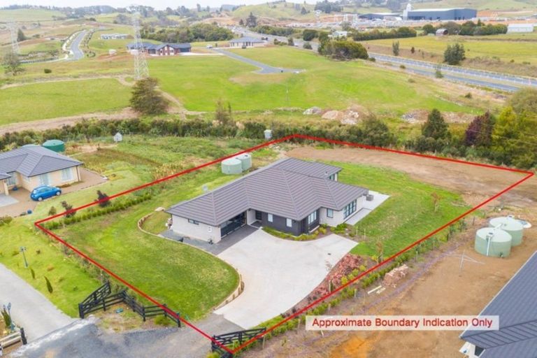 Photo of property in 44 Millstone Lane, Pokeno, 2471