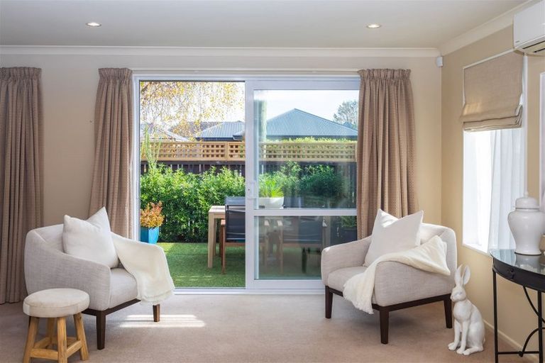 Photo of property in 2 Colina Street, Avonhead, Christchurch, 8042