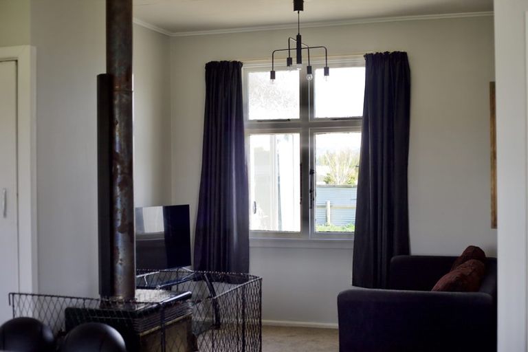 Photo of property in 20 Saint Leonards Road, Culverden, 7392