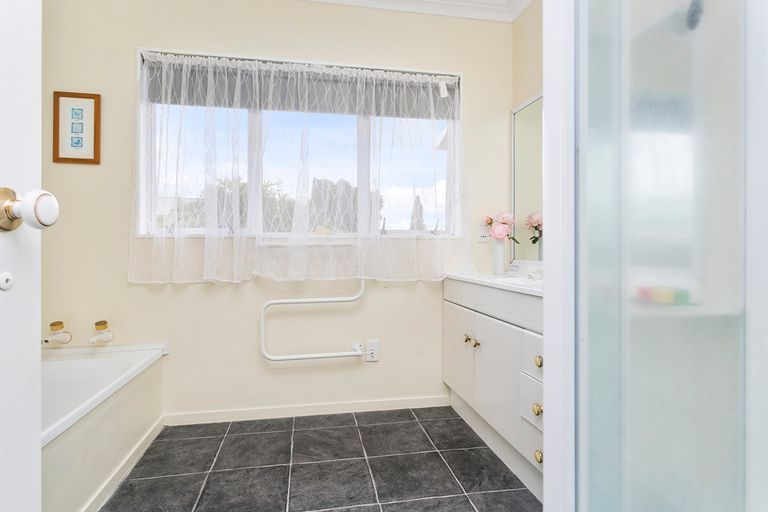 Photo of property in 19 Grace Avenue, Te Aroha, 3320