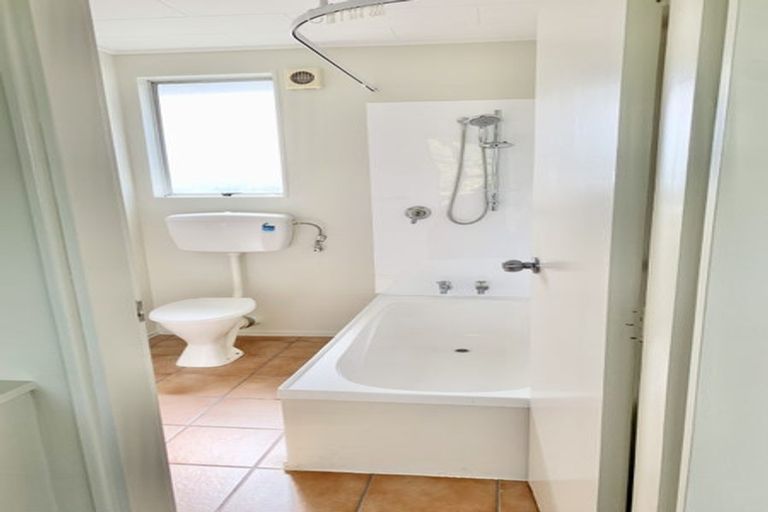 Photo of property in 9/781 Fergusson Drive, Elderslea, Upper Hutt, 5018