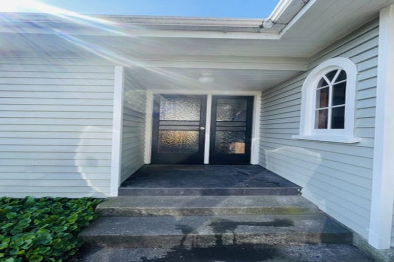 Photo of property in 14 Goldsmith Place, Waltham, Christchurch, 8023