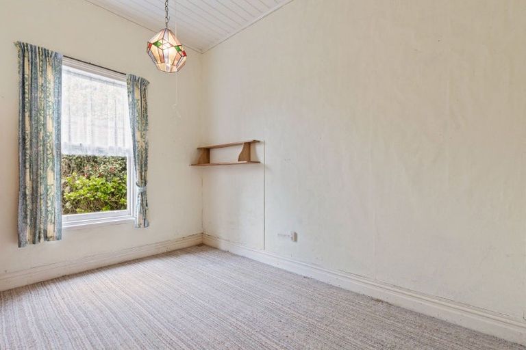 Photo of property in 1097 Junction Road, Egmont Village, New Plymouth, 4372