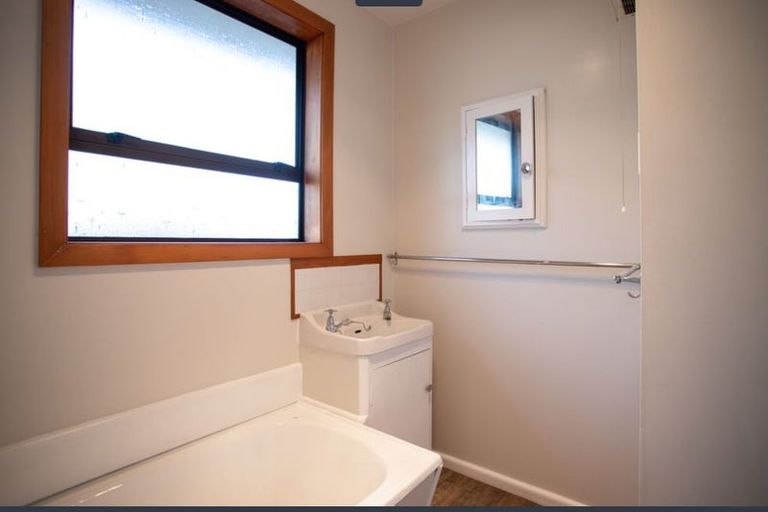 Photo of property in 17 Skerten Avenue, Hornby, Christchurch, 8042