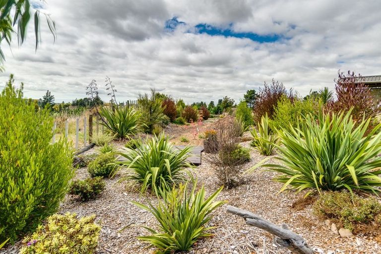 Photo of property in 344 Mangatahi Road, Maraekakaho, 4171