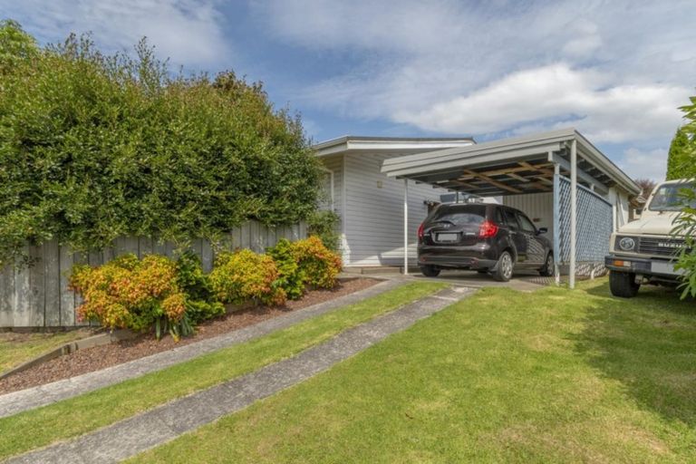 Photo of property in 18 Grosmont Terrace, Brookfield, Tauranga, 3110