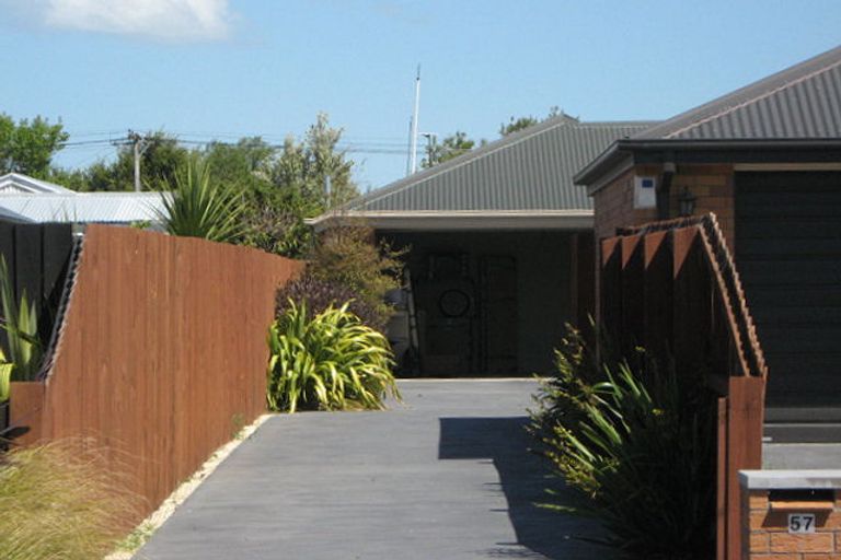 Photo of property in 57 Coolspring Way, Redwood, Christchurch, 8051