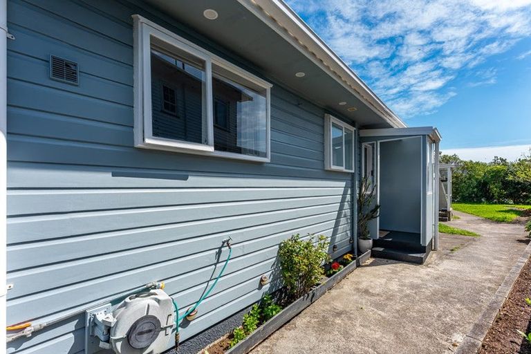 Photo of property in 16 Southgate Road, Southgate, Wellington, 6023