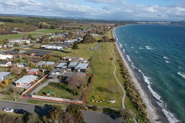 Photo of property in 13 Tawhaa Road, Waitahanui, Taupo, 3378