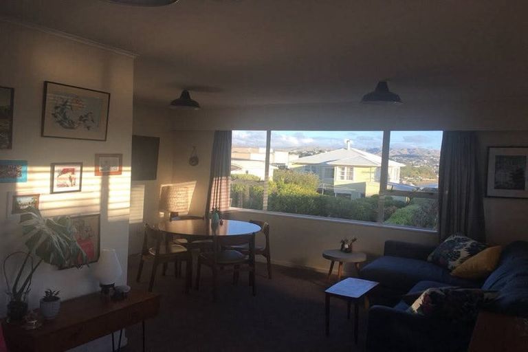 Photo of property in 4a The Track, Plimmerton, Porirua, 5026