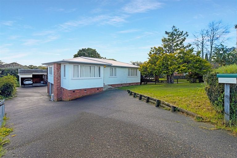 Photo of property in 15 Sherwood Avenue, Te Atatu South, Auckland, 0610