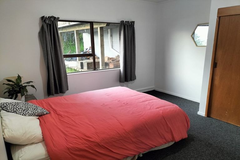 Photo of property in 2 Edge Street, Onerahi, Whangarei, 0110