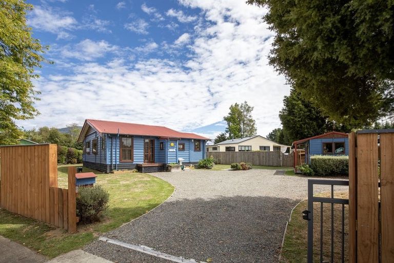 Photo of property in 4 Parekarangi Grove, Turangi, 3334