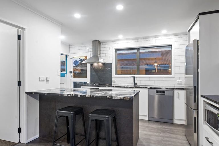 Photo of property in 14 Korora Street, Bromley, Christchurch, 8062