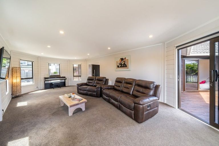 Photo of property in 24 Spyglass Lane, Whitby, Porirua, 5024