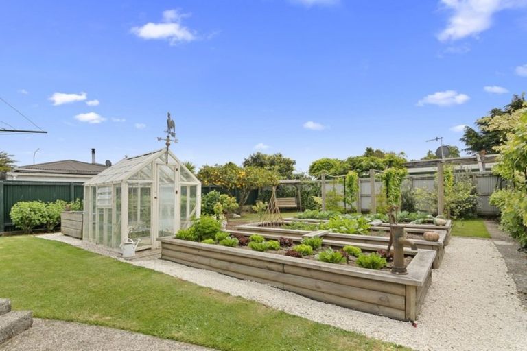 Photo of property in 12 Woodland Avenue, Motueka, 7120