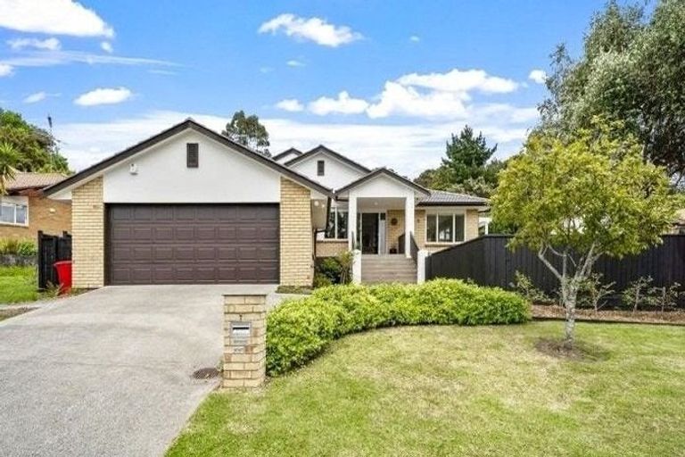 Photo of property in 7 Phoebe Meikle Place, Torbay, Auckland, 0630
