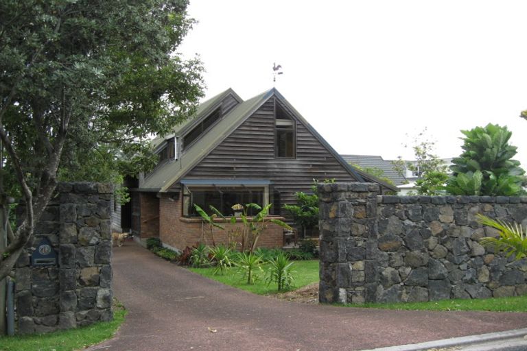 Photo of property in 10 Brown Street, Manly, Whangaparaoa, 0930