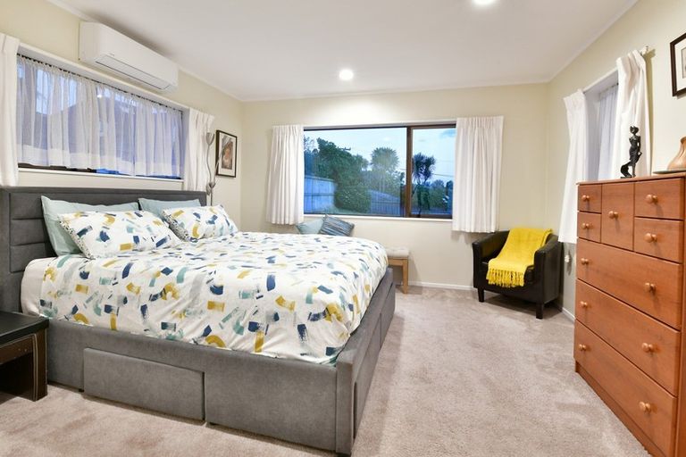 Photo of property in 56a Swann Beach Road, Stanmore Bay, Whangaparaoa, 0932