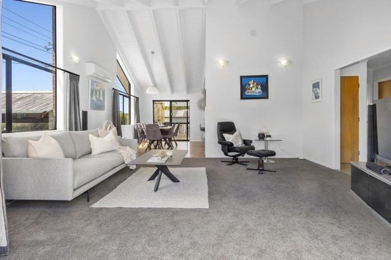 Photo of property in 2 Bannings Way, Hobsonville, Auckland, 0618