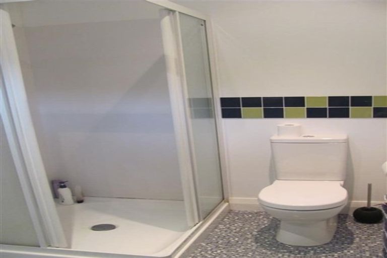 Photo of property in 2 Melrose Crescent, Melrose, Wellington, 6023