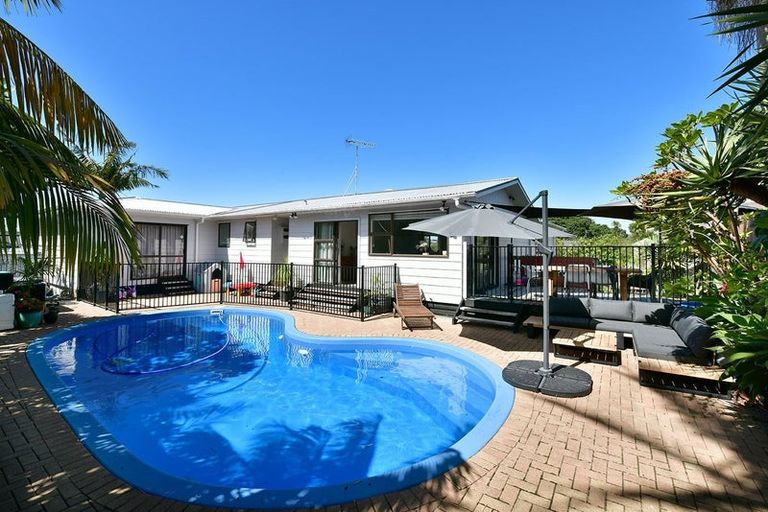 Photo of property in 4 Onepu Lane, Manly, Whangaparaoa, 0930
