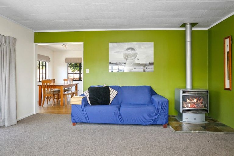 Photo of property in 45 Sheridan Crescent, Leamington, Cambridge, 3432