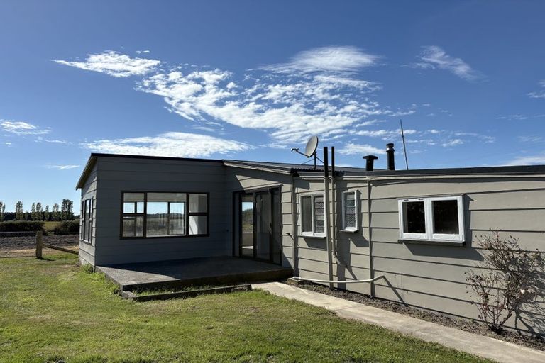 Photo of property in 60 Middle Road, Saint Andrews, Timaru, 7972