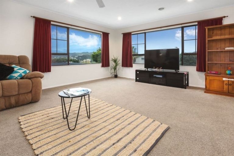 Photo of property in 5 Lagden Street, Camborne, Porirua, 5026