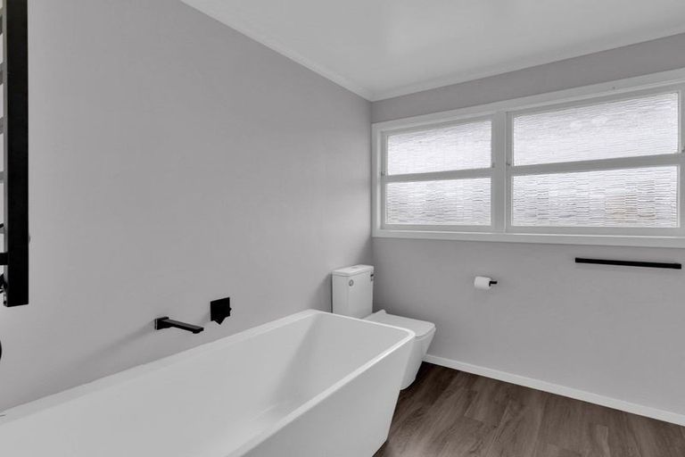 Photo of property in 39 Springfield Crescent, Enderley, Hamilton, 3214