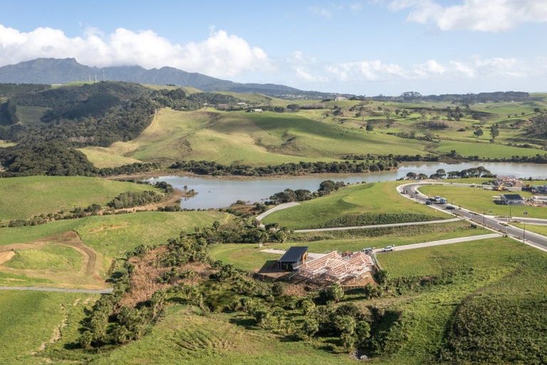 Photo of property in 9 Waipatukahu Lane, Raglan, 3225