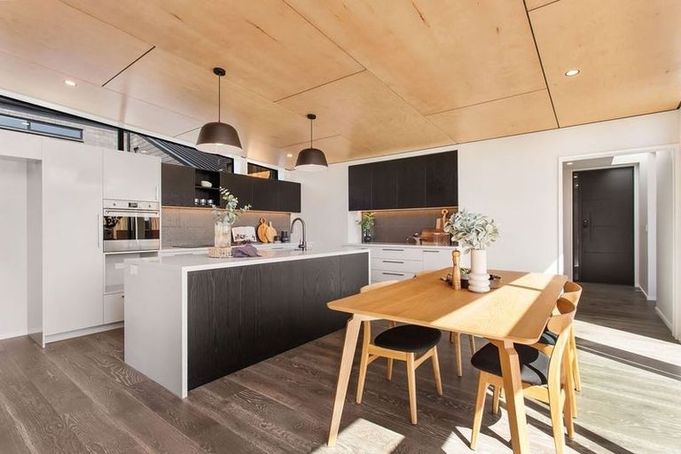 Photo of property in 3 Betty Roberts Lane, Cracroft, Christchurch, 8022