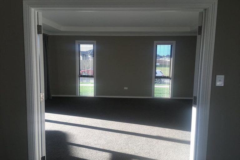 Photo of property in 64 Watkins Drive, Rangiora, 7400