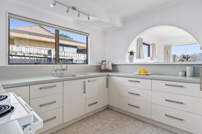 Photo of property in 24b Laing Place, Otumoetai, Tauranga, 3110