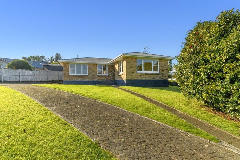Photo of property in 1 The Drive, Brookfield, Tauranga, 3110