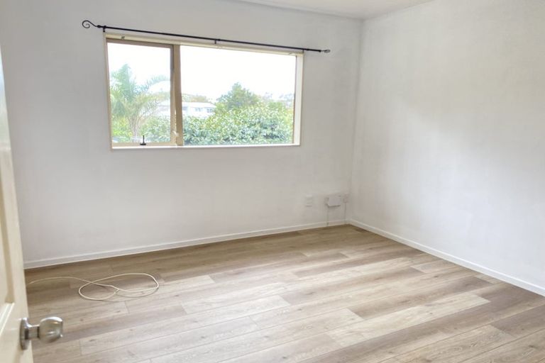 Photo of property in 63 Glamorgan Drive, Torbay, Auckland, 0630