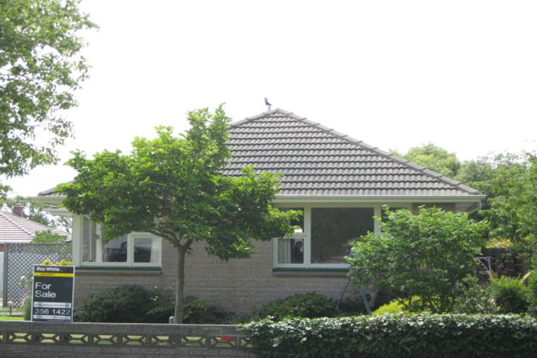 Photo of property in 20 Brabourne Street, Hillsborough, Christchurch, 8022