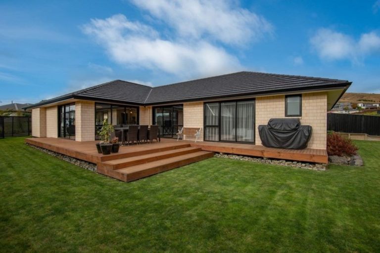 Photo of property in 30 Calluna Crescent, Mosgiel, 9024