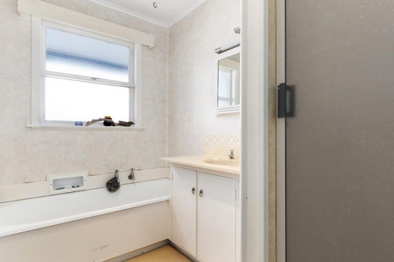 Photo of property in 5 Bennett Street, Otumoetai, Tauranga, 3110