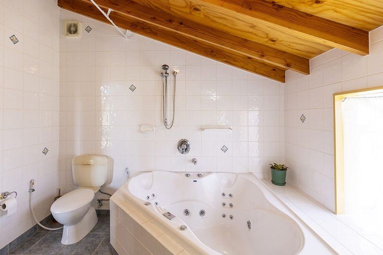 Photo of property in 49 Kongahu Swamp Road, Karamea, 7893