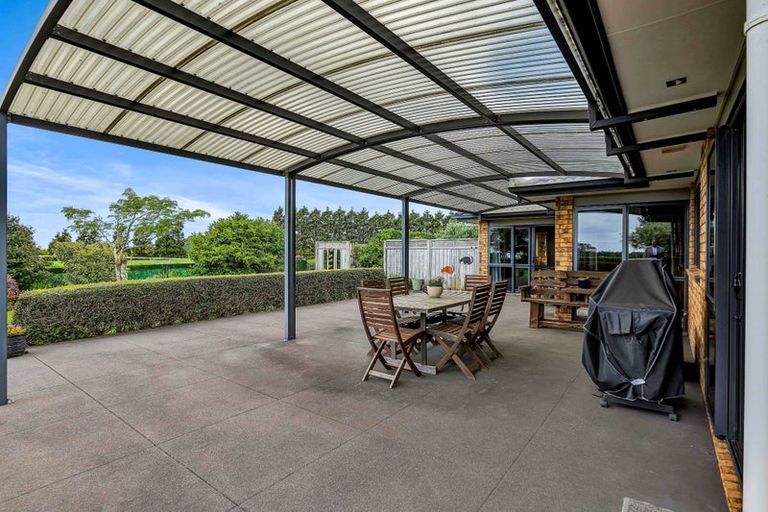 Photo of property in 325a Awai Road, Tarurutangi, New Plymouth, 4372