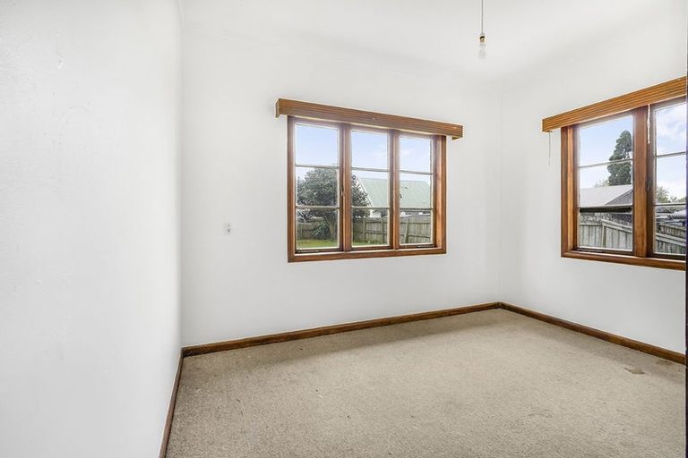 Photo of property in 8 Johnson Street, Dinsdale, Hamilton, 3204