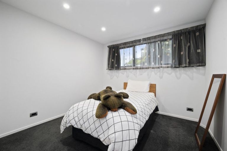 Photo of property in 2 Botanical Heights Drive, Waipahihi, Taupo, 3330