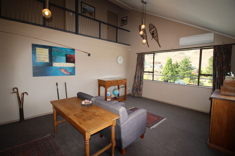 Photo of property in 12 Coulson Place, Alexandra, 9320