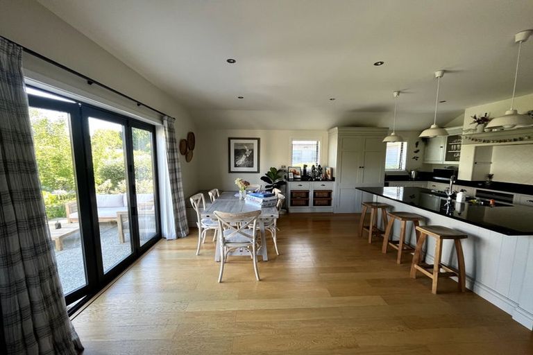 Photo of property in 11 Bevan Place, Wanaka, 9305