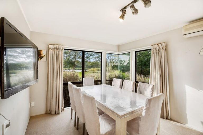 Photo of property in 53 Island View Road, Karaka, Papakura, 2580