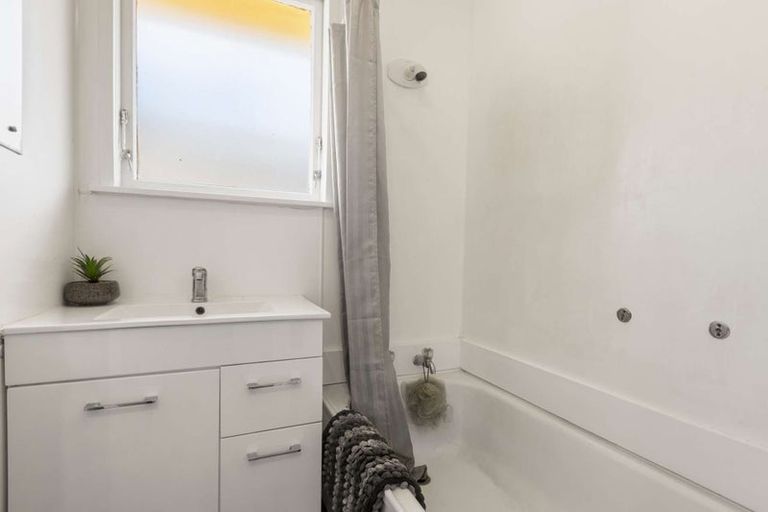 Photo of property in 18 Korimako Street, Selwyn Heights, Rotorua, 3015