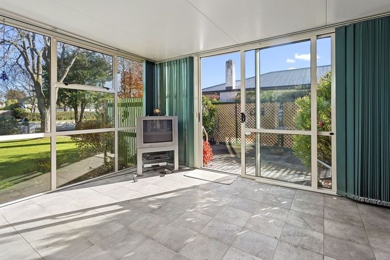 Photo of property in 150 West Belt, Rangiora, 7400